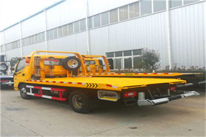 荥阳附近拖车救援搭电